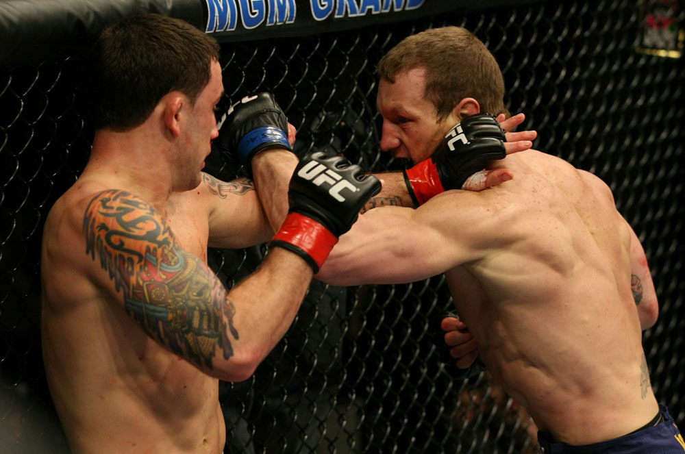 Frankie Edgar (c) vs. Gray Maynard (Foto via Zuffa LLC)